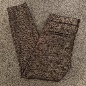 Banana Republic Gold pants in 4P